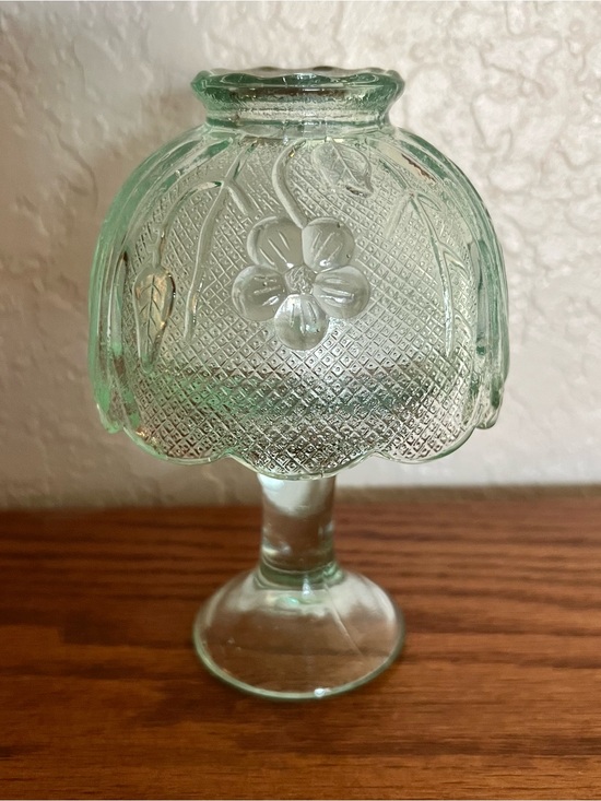 House of Lloyd Other - Vintage House of Lloyd Mint Green Glass Fairy Lamp